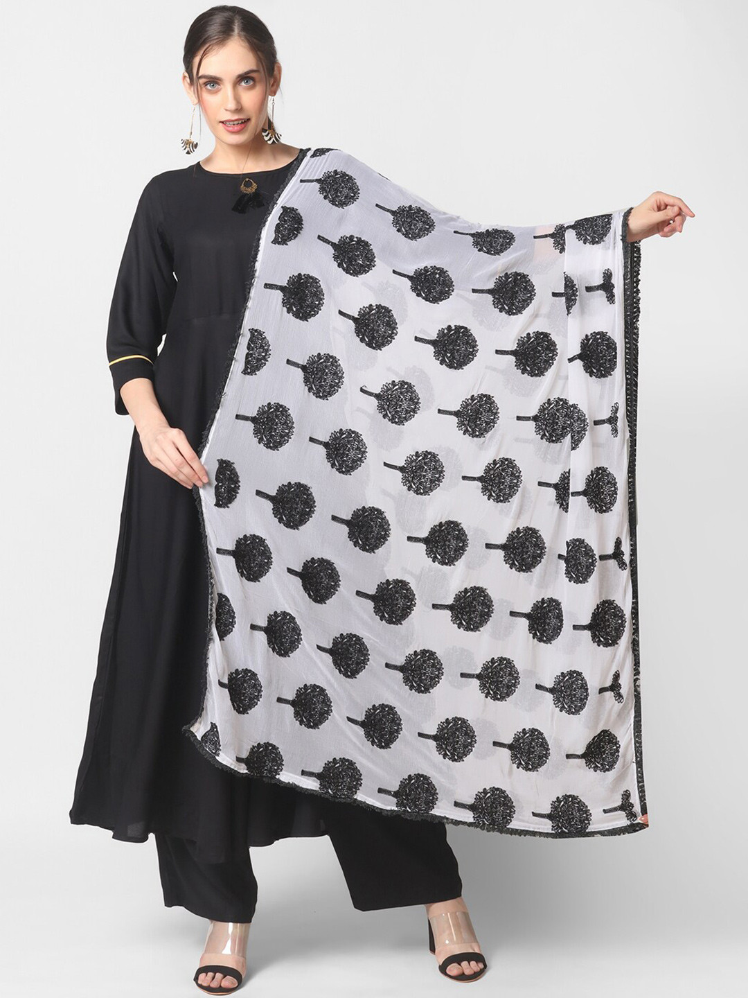Dupatta Bazaar White & Black Ethnic Motifs Embroidered Dupatta with Thread Work Details