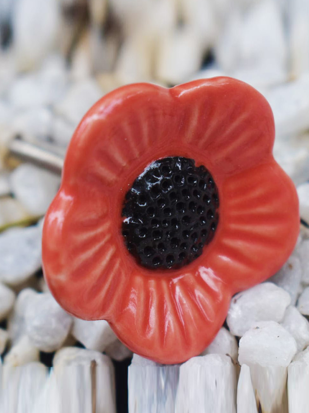 The Decor Mart Set Of 6 Red & Black Ceramic Decorative Knobs