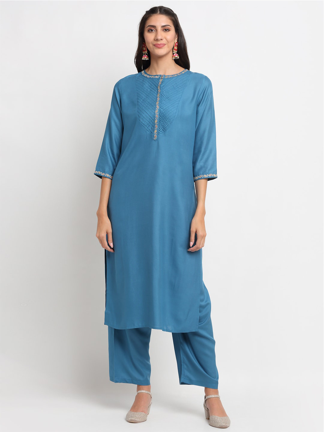 BLANC9 Women Teal Embroidered Kurta