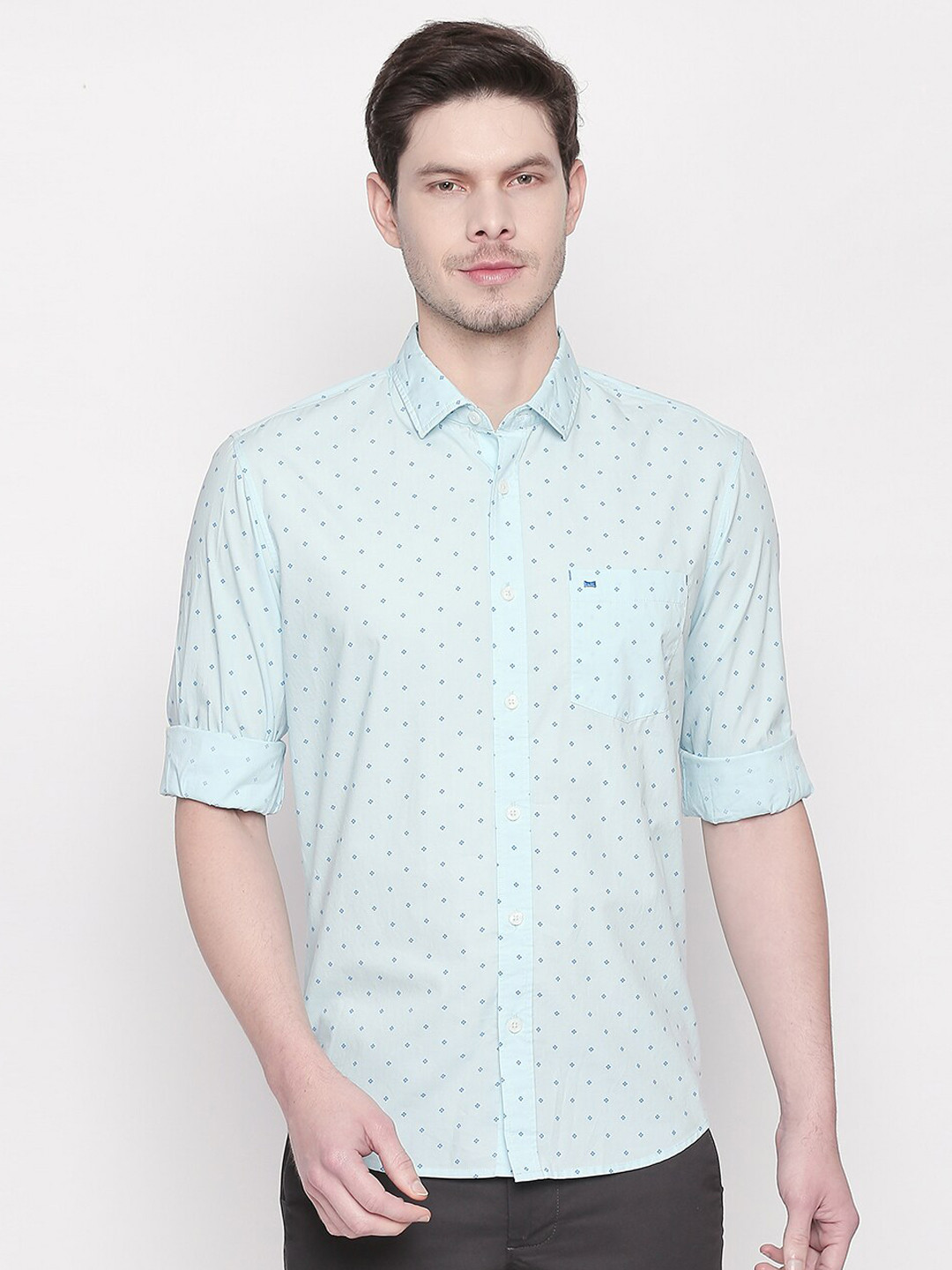 Basics Men Blue Slim Fit Printed Casual Shirt