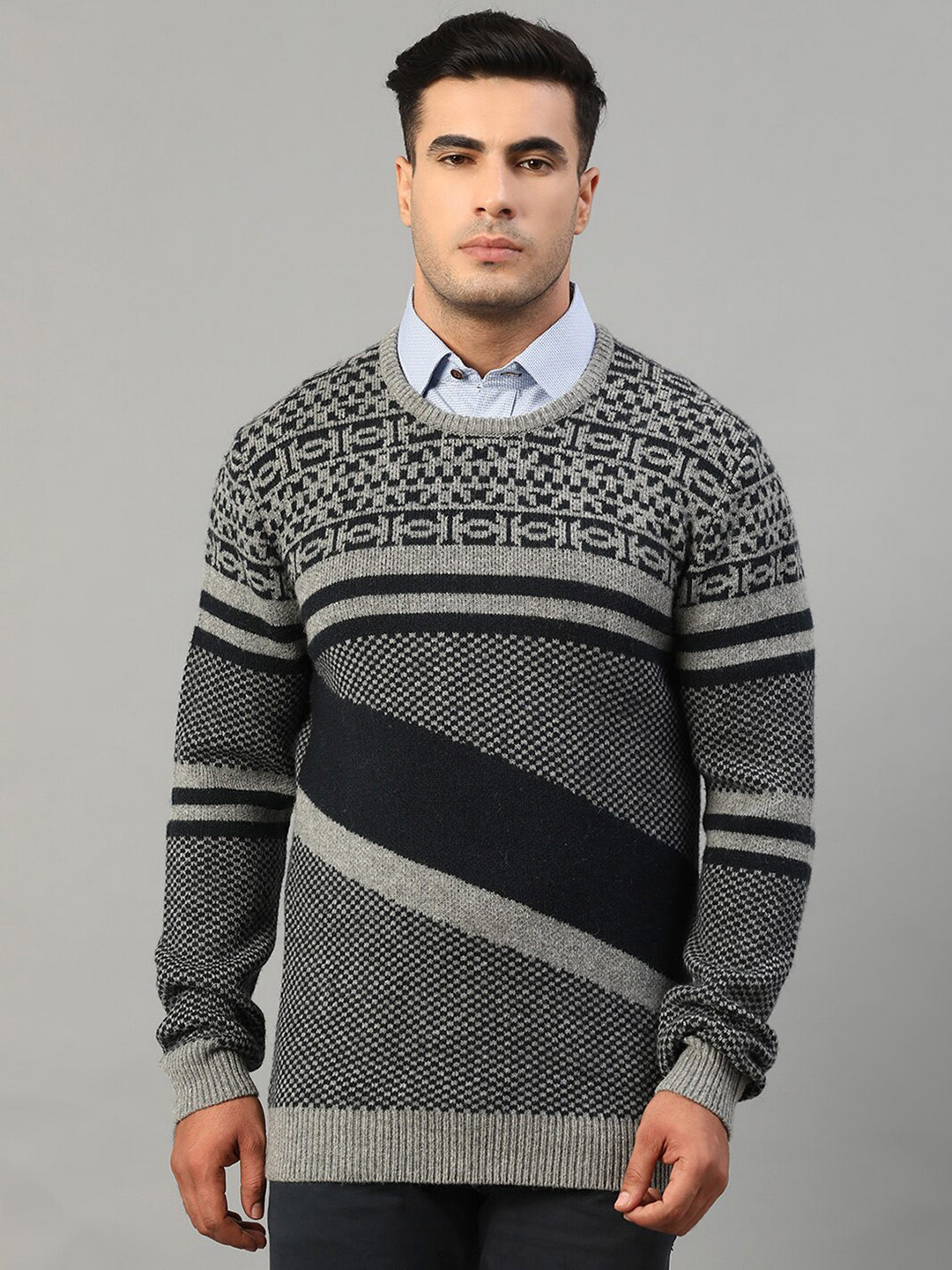 Matinique Men Grey & Black Pullover