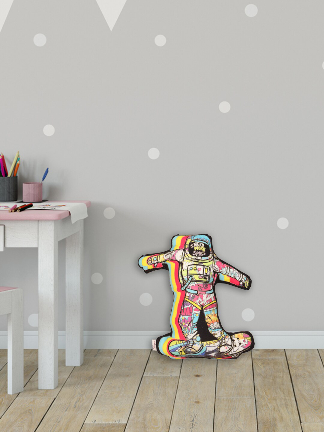 Sivya Multicoloured Astronaut Printed Stuffed Cushion