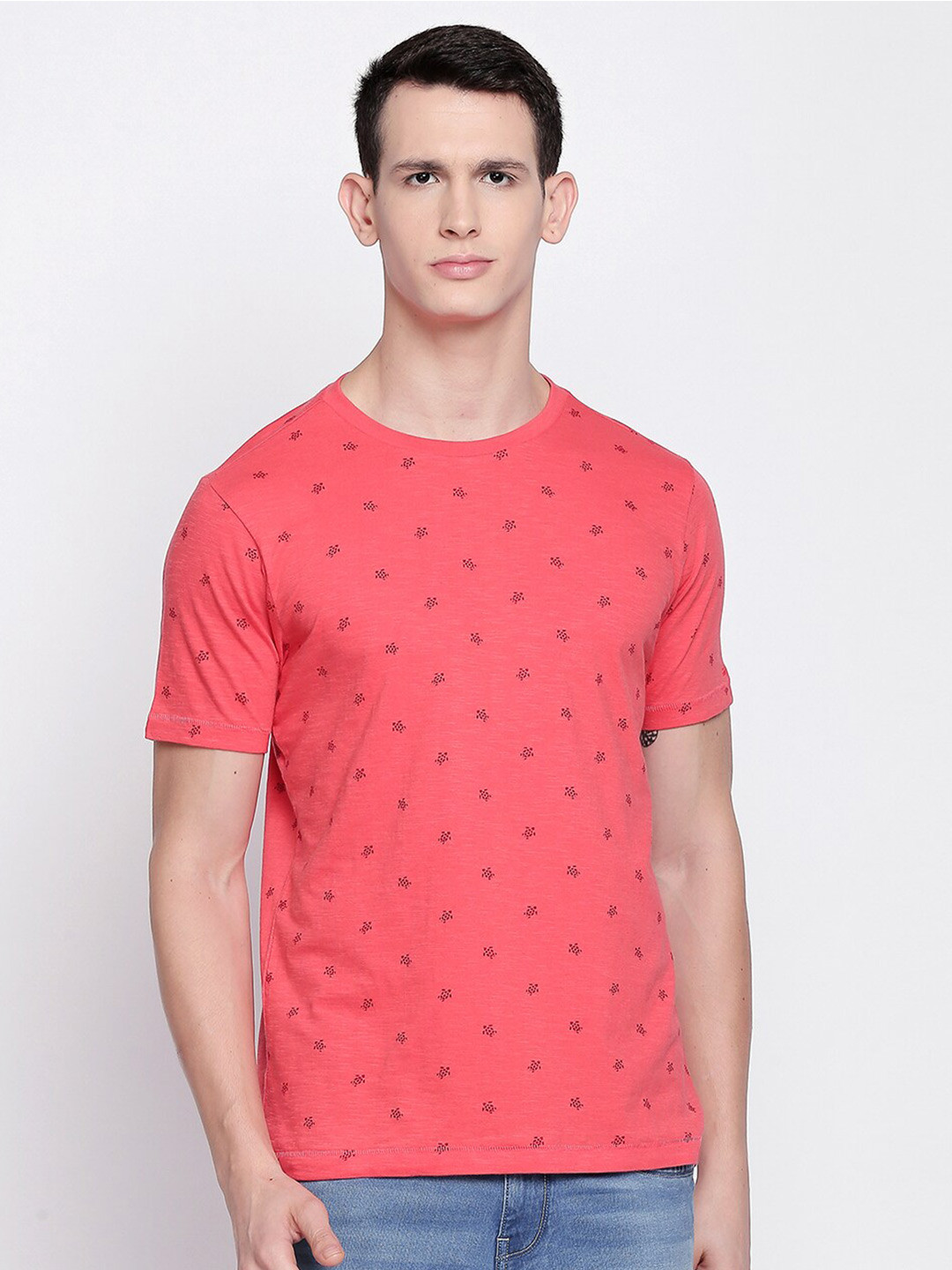Basics Men Red Printed Muscle Fit T-shirt