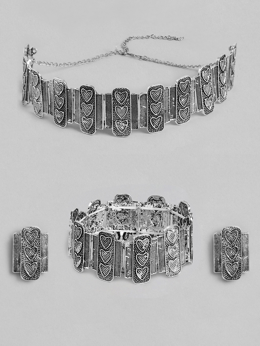 Kord Store Oxidised Silver-Toned Heart Shape Detail Jewellery Set