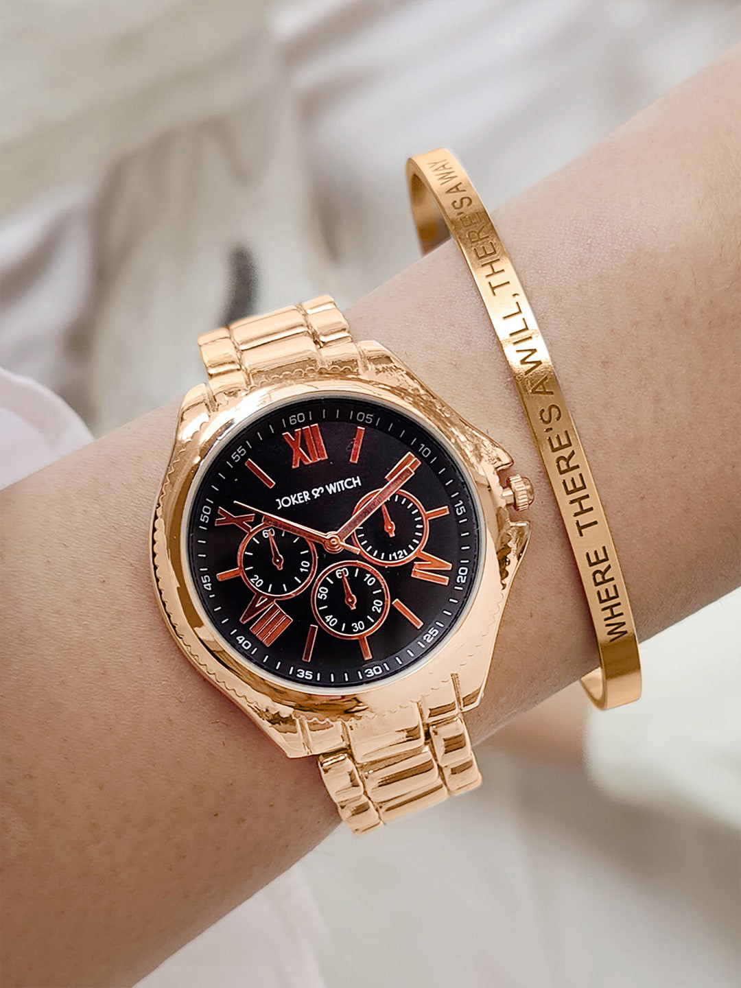 JOKER & WITCH Women Rose Gold-Toned & Black Shy Watch Gift Set JWBS551