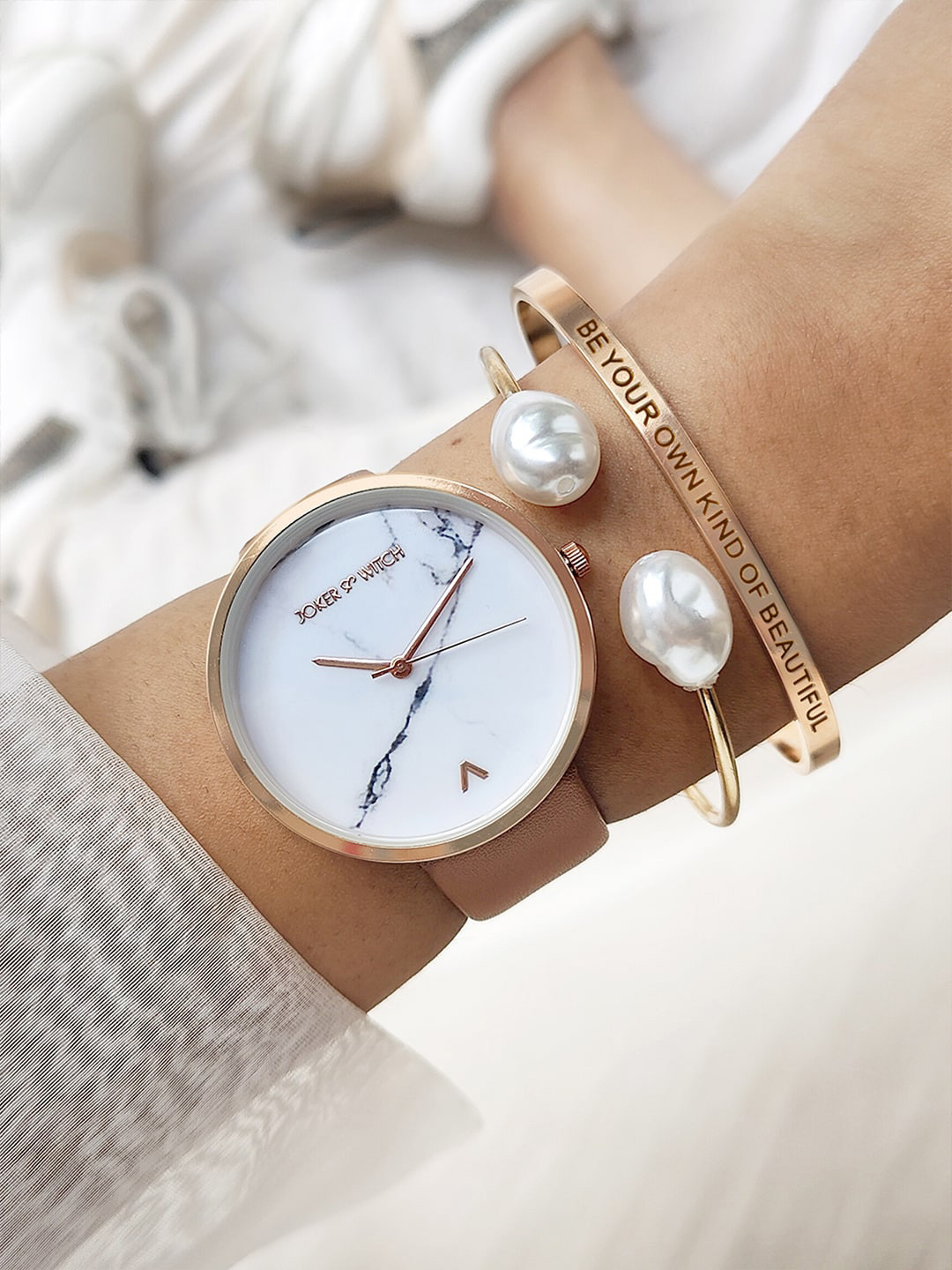 JOKER & WITCH Women White & Rose Gold-Toned Sierra Watch Gift Set JWBS447