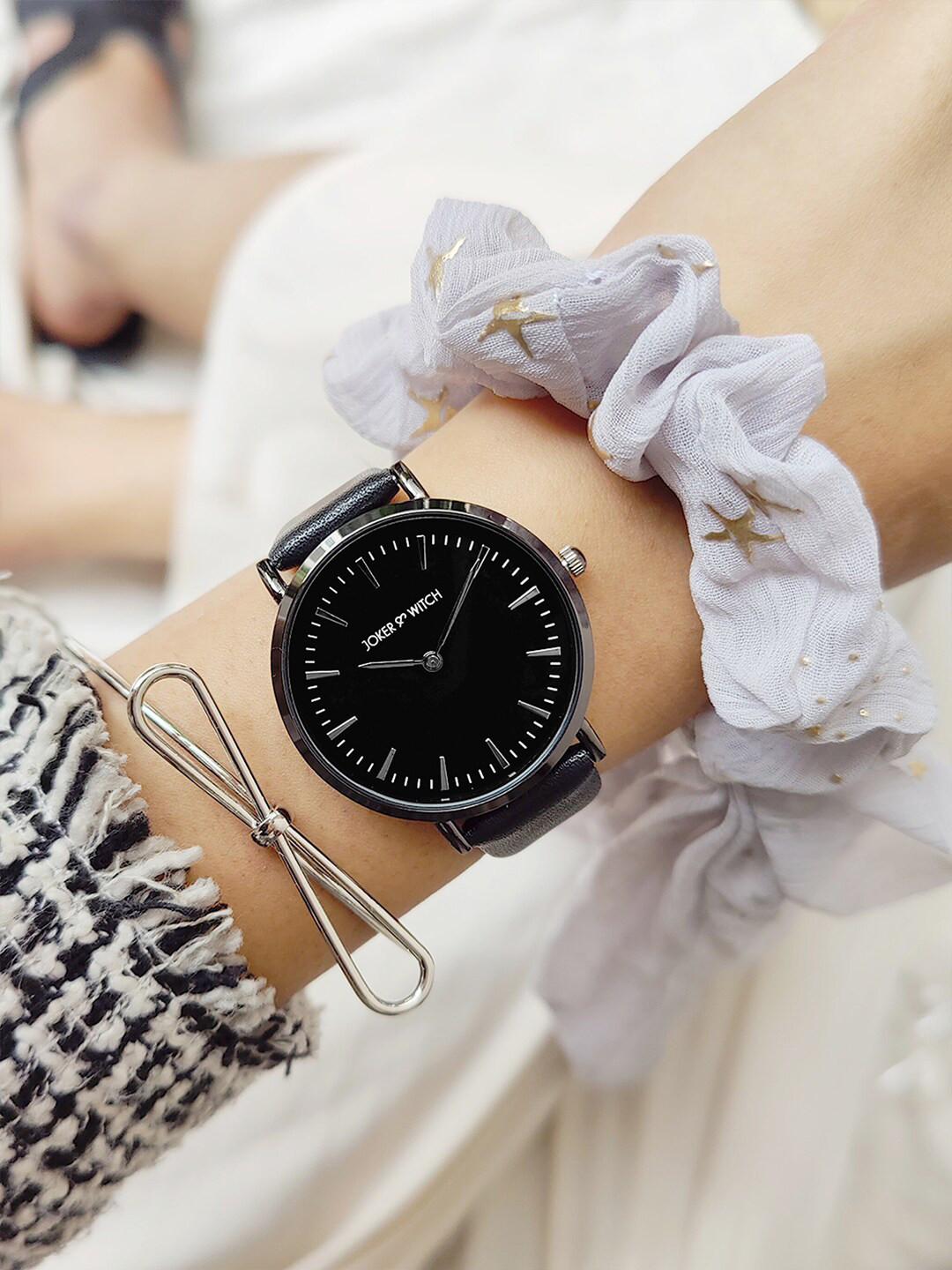 JOKER & WITCH Women Black & Grey Raven Watch Gift Set JWBS454