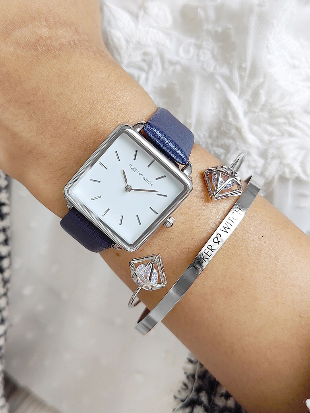 JOKER & WITCH Women Blue & Silver-Toned Emely Watch Bracelet Stack Gift Set JWBS439