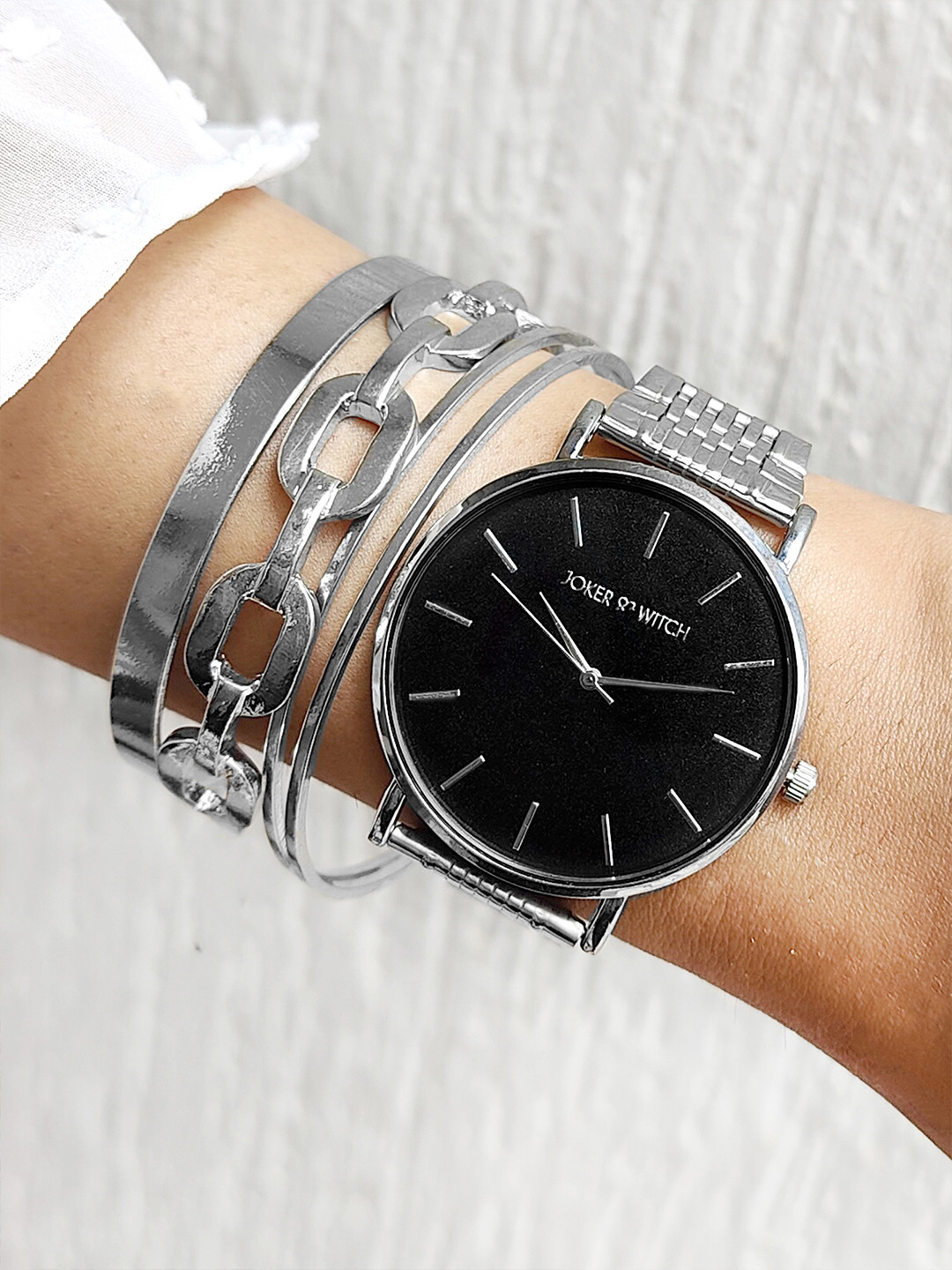 JOKER & WITCH Women Silver-Toned & Black Mila Watch Gift Set JWBS402