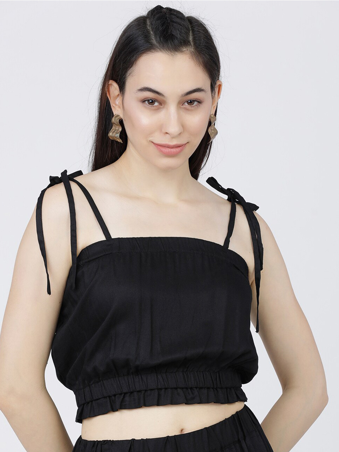 Tokyo Talkies Women Black Blouson Crop Top