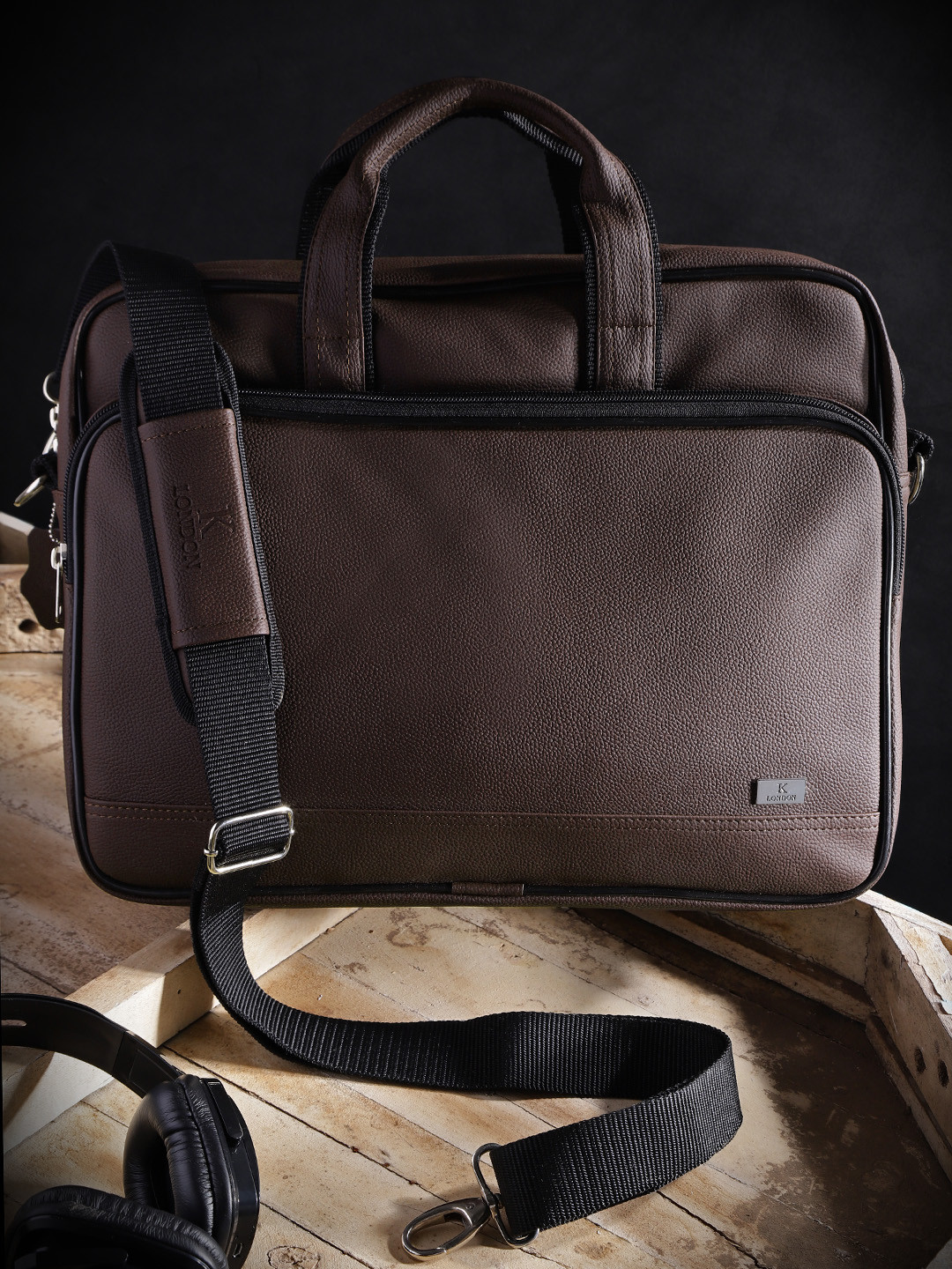 K London Unisex Brown Textured Messenger Bag