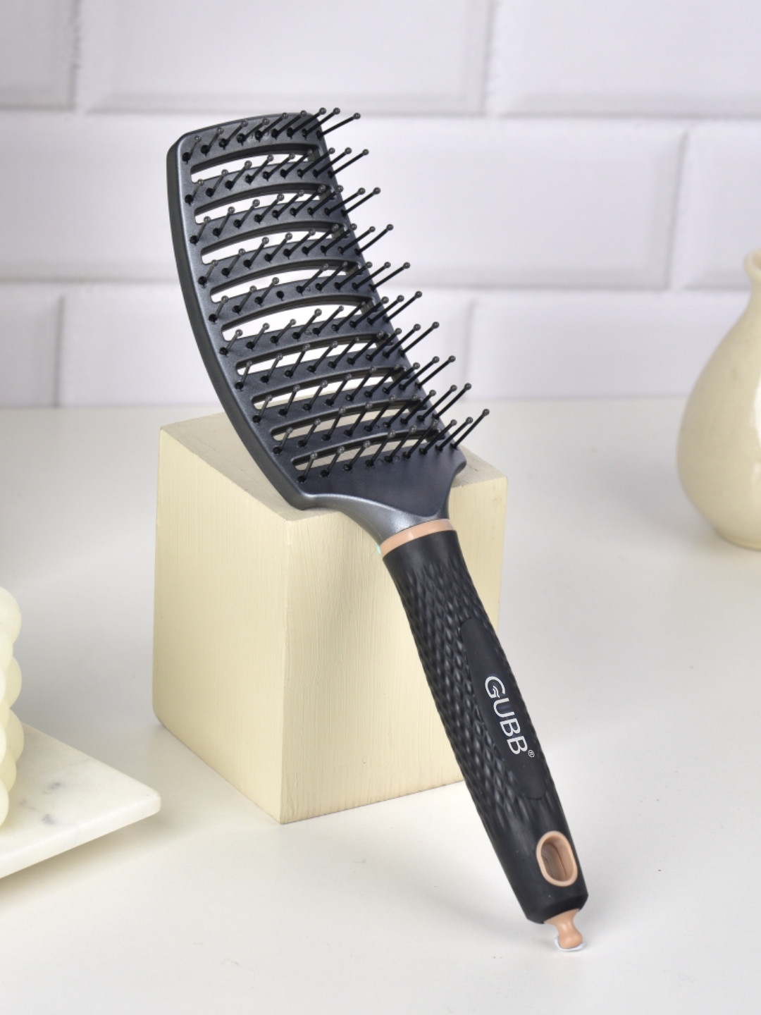 GUBB Unisex Black Elite Range Vent Hair Brush With Pin