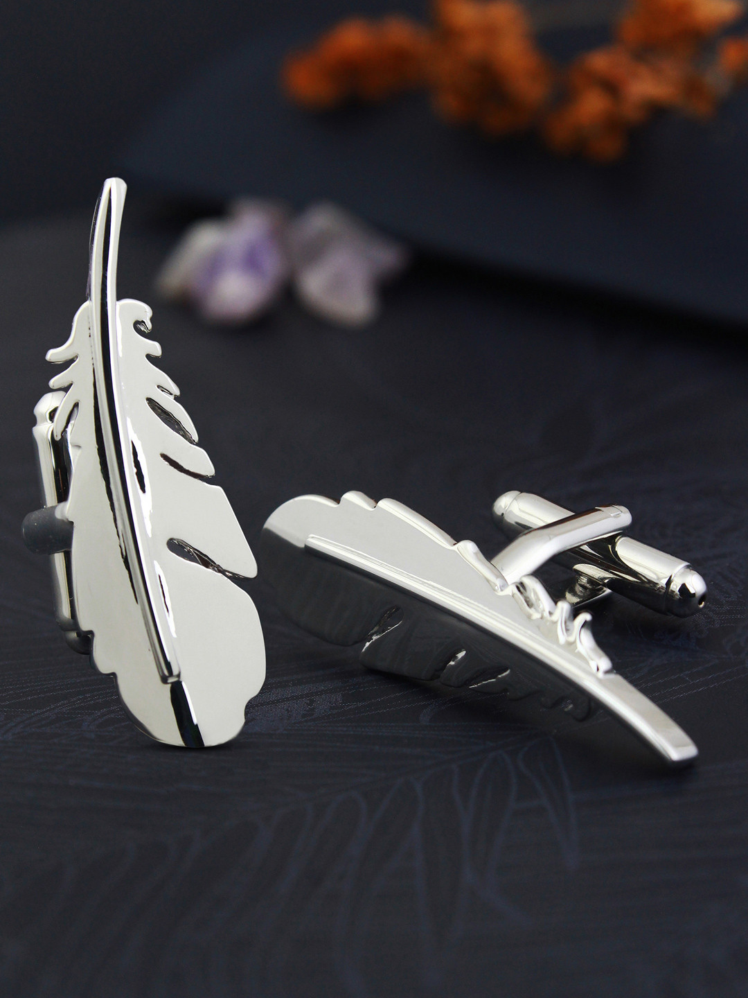PELUCHE Men Grey Feather Lite Cufflinks