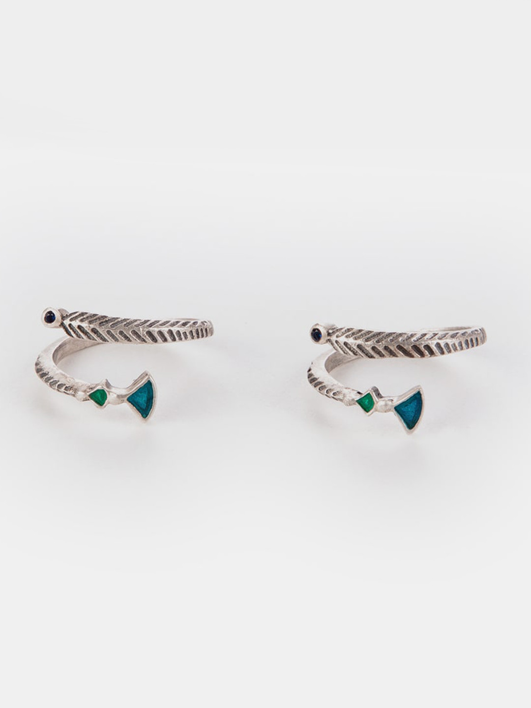 SHAYA Set Of 2 Oxidised 925 Silver-Toned & Blue Stone-Studded Enamelled Adjustable Toe Rings