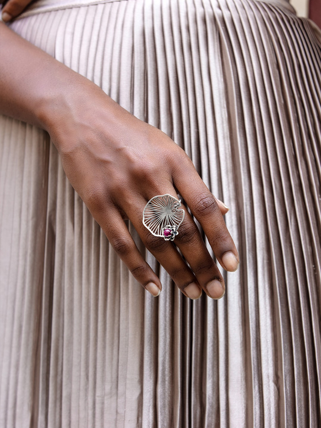 SHAYA Women Silver-Toned & Pink Sapphire Handcrafted Rise Above Fear Finger Ring