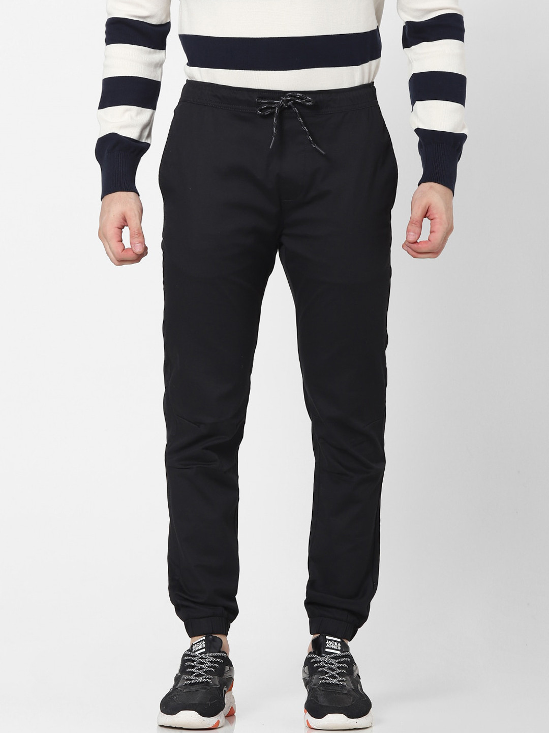 Celio Men Black Straight Fit Joggers Trousers