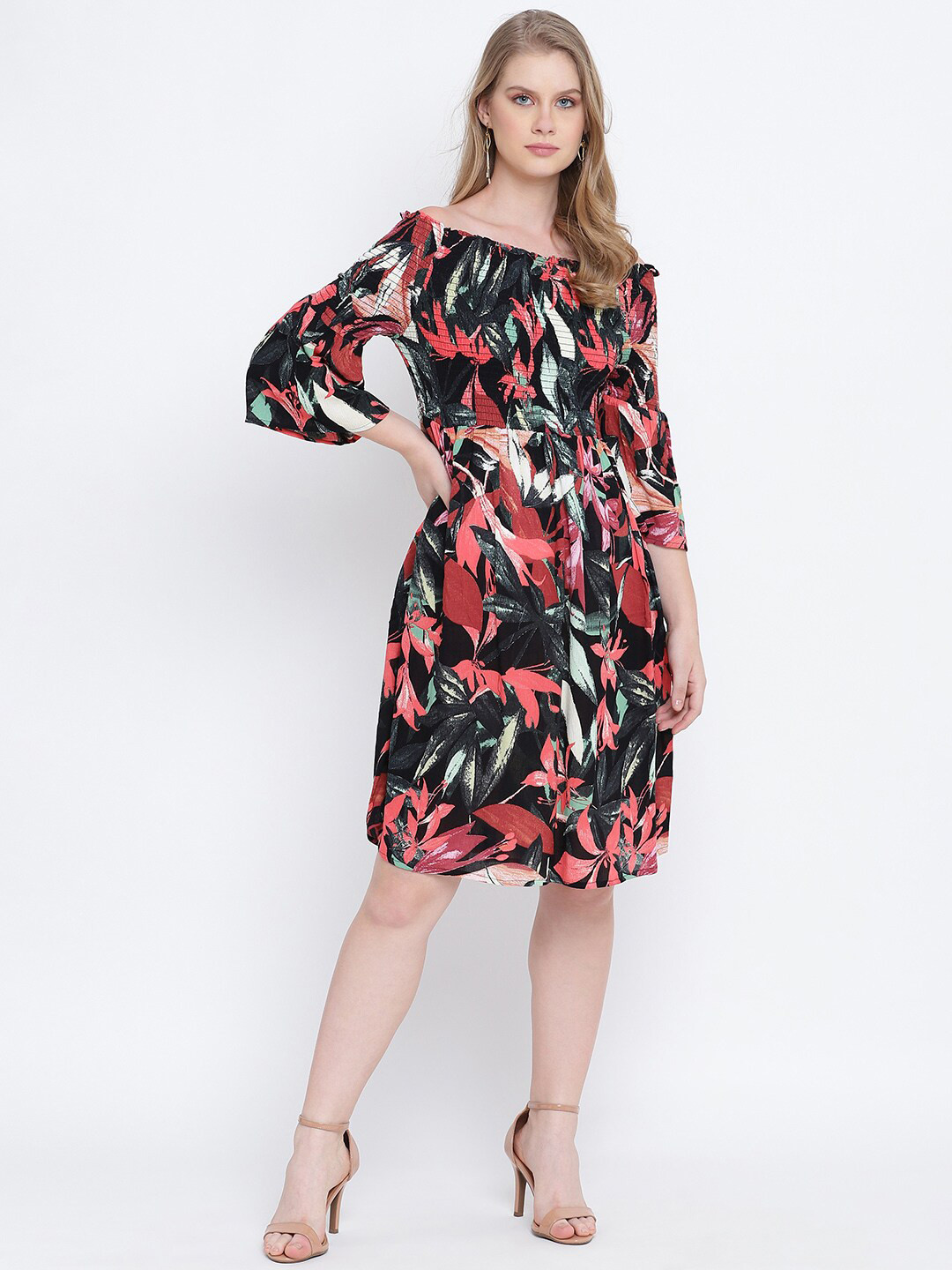 Oxolloxo Black & Red Tropical Off-Shoulder Crepe Dress