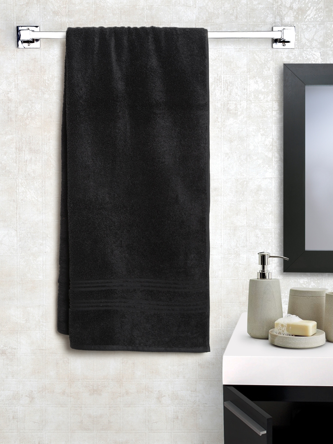 Black discount bathroom towels