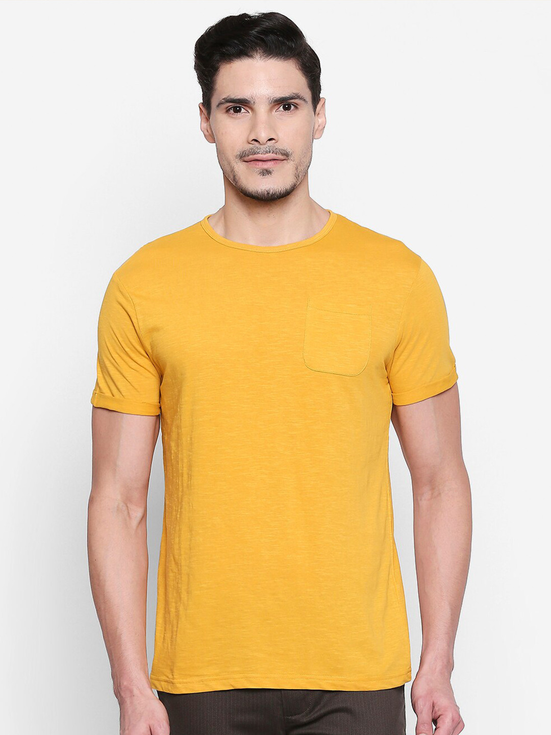 People Men Mustard Yellow Pockets T-shirt