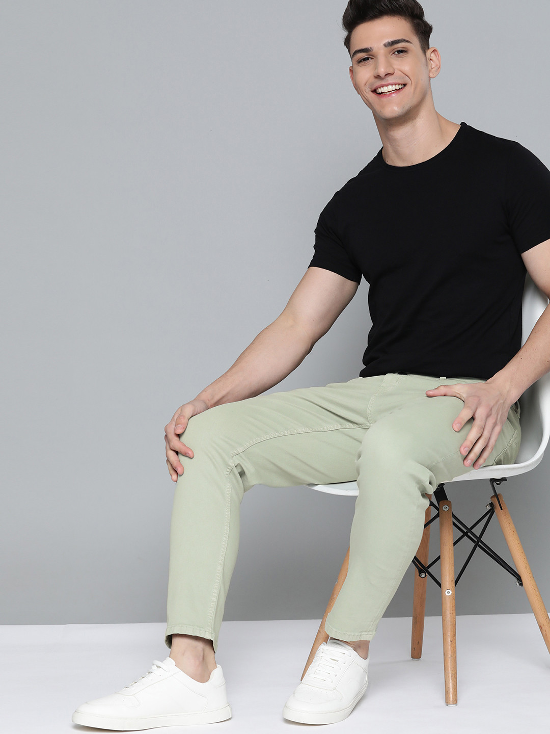 Mast & Harbour Men Green Carrot Fit Stretchable Jeans
