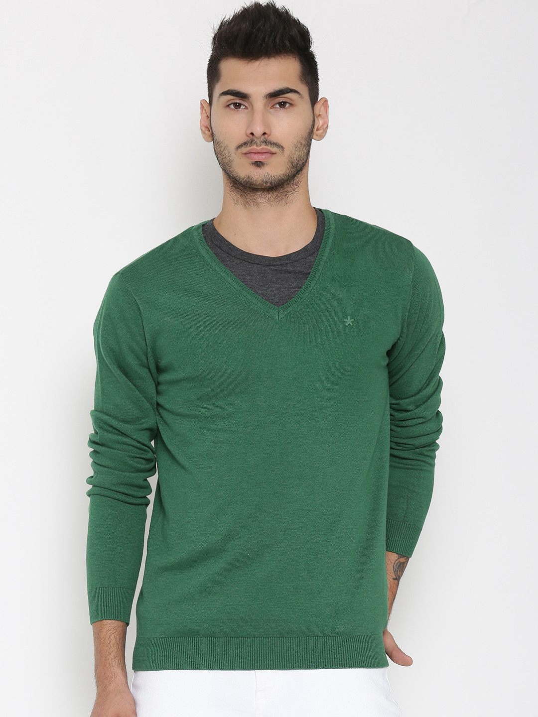 Celio Men Green Solid Sweater