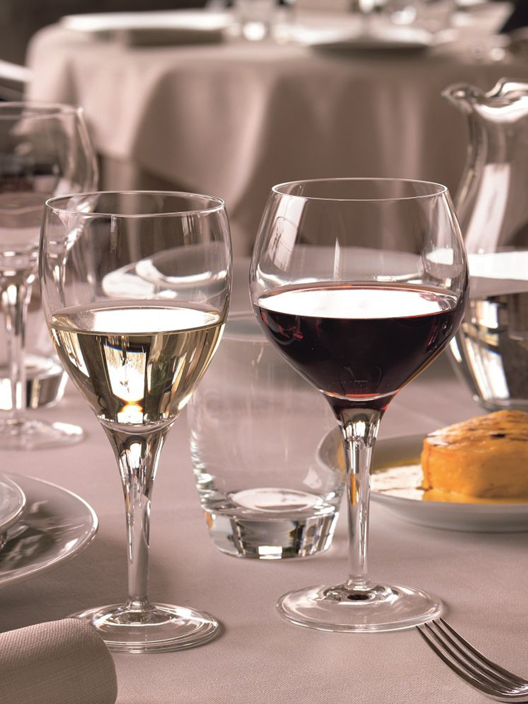 Luigi Bormioli Set of 6 Michelangelo Burgundy Wine Glass - 340 ml