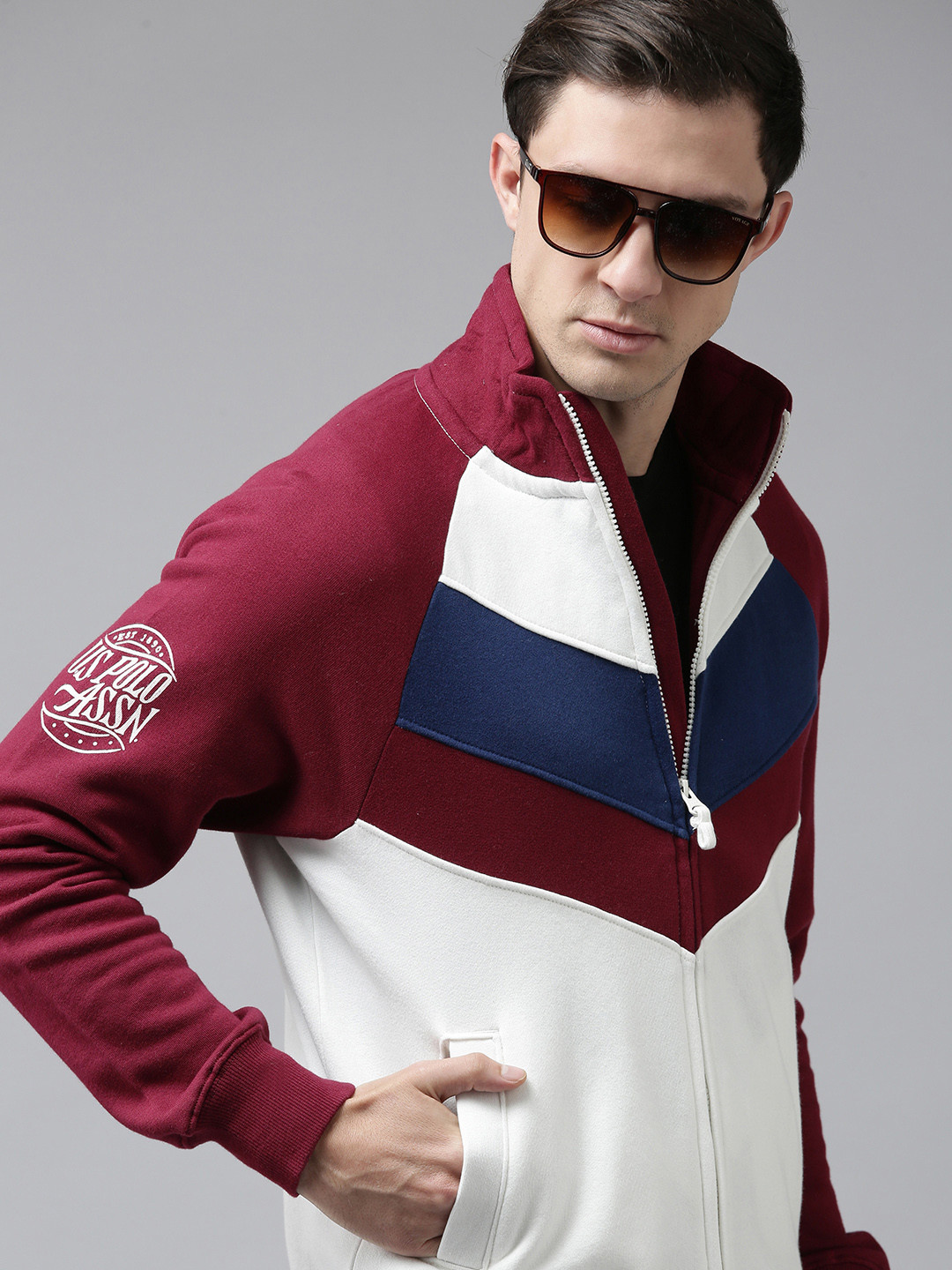 U S Polo Assn Men Off White & Maroon Colourblocked Cotton Sweatshirt