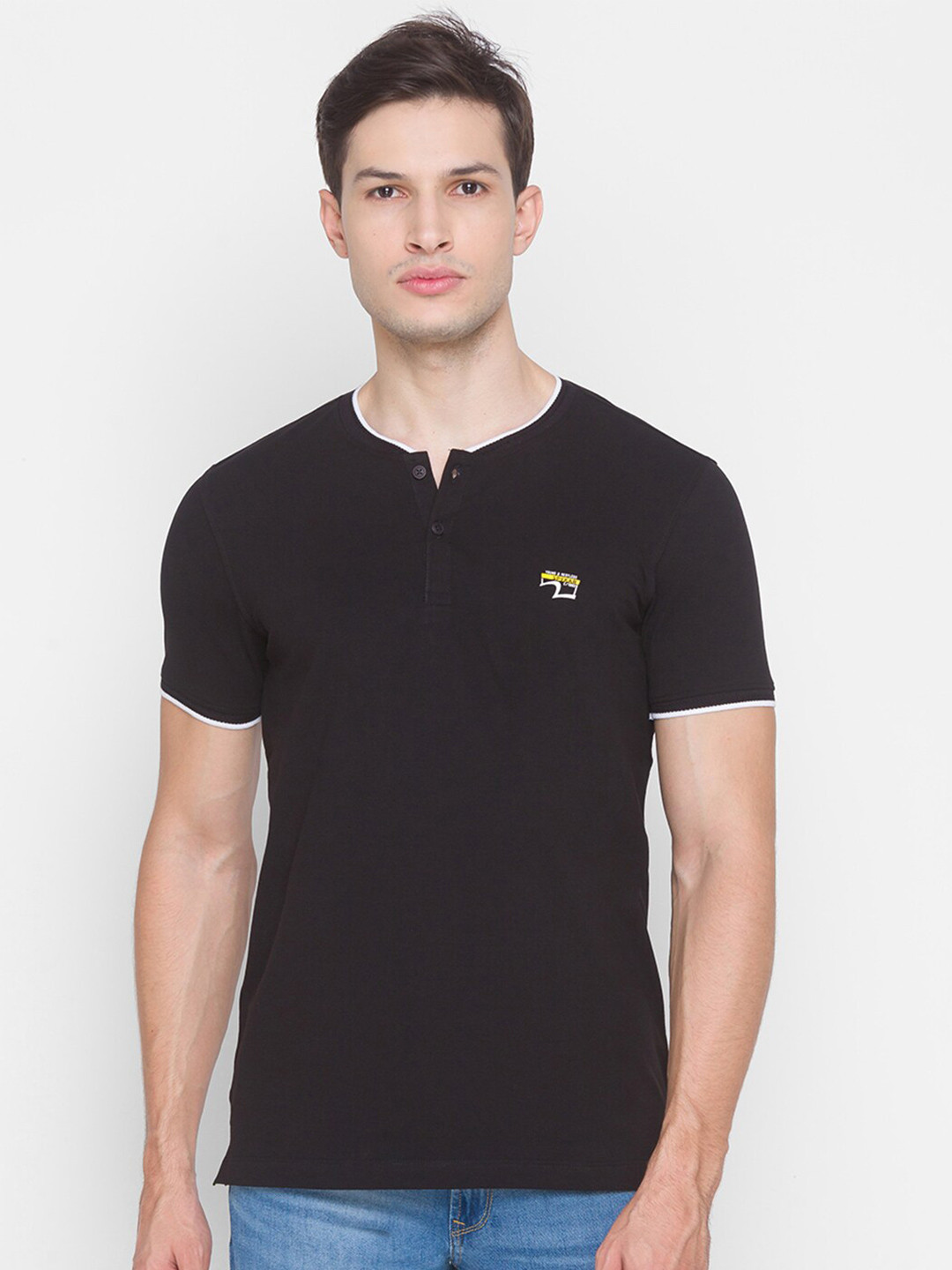 SPYKAR Men Black Henley Neck Slim Fit T-shirt