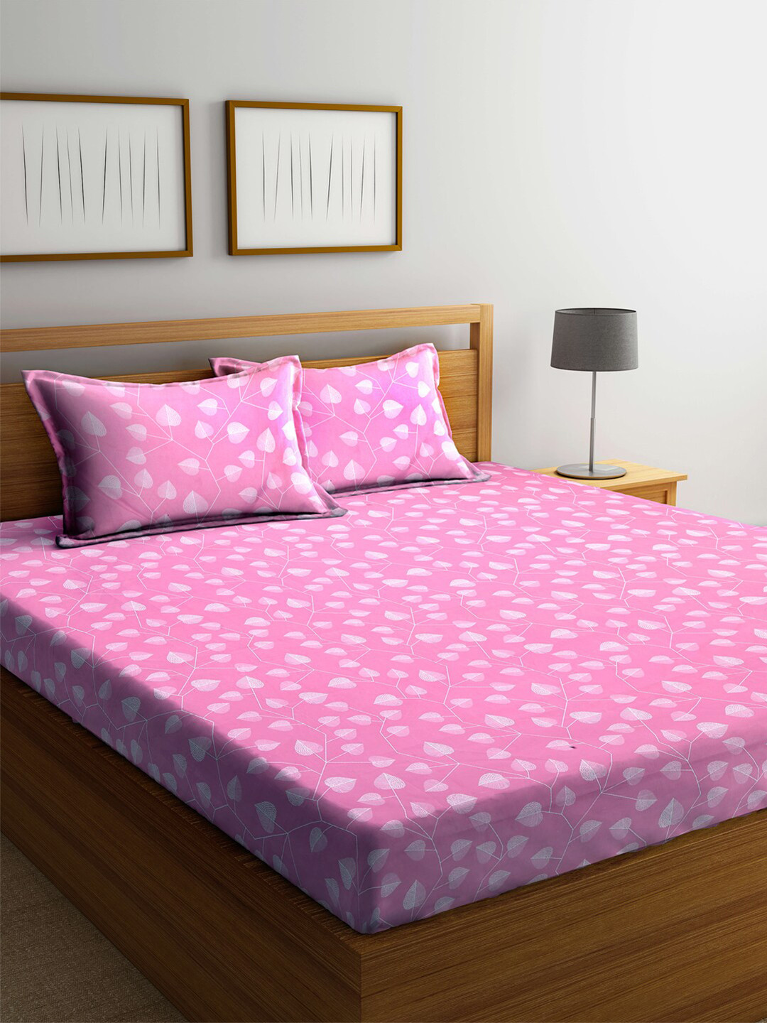 Arrabi Pink & White Floral 300 TC Double Size 130 GSM King Bedsheet with 2 Pillow Covers