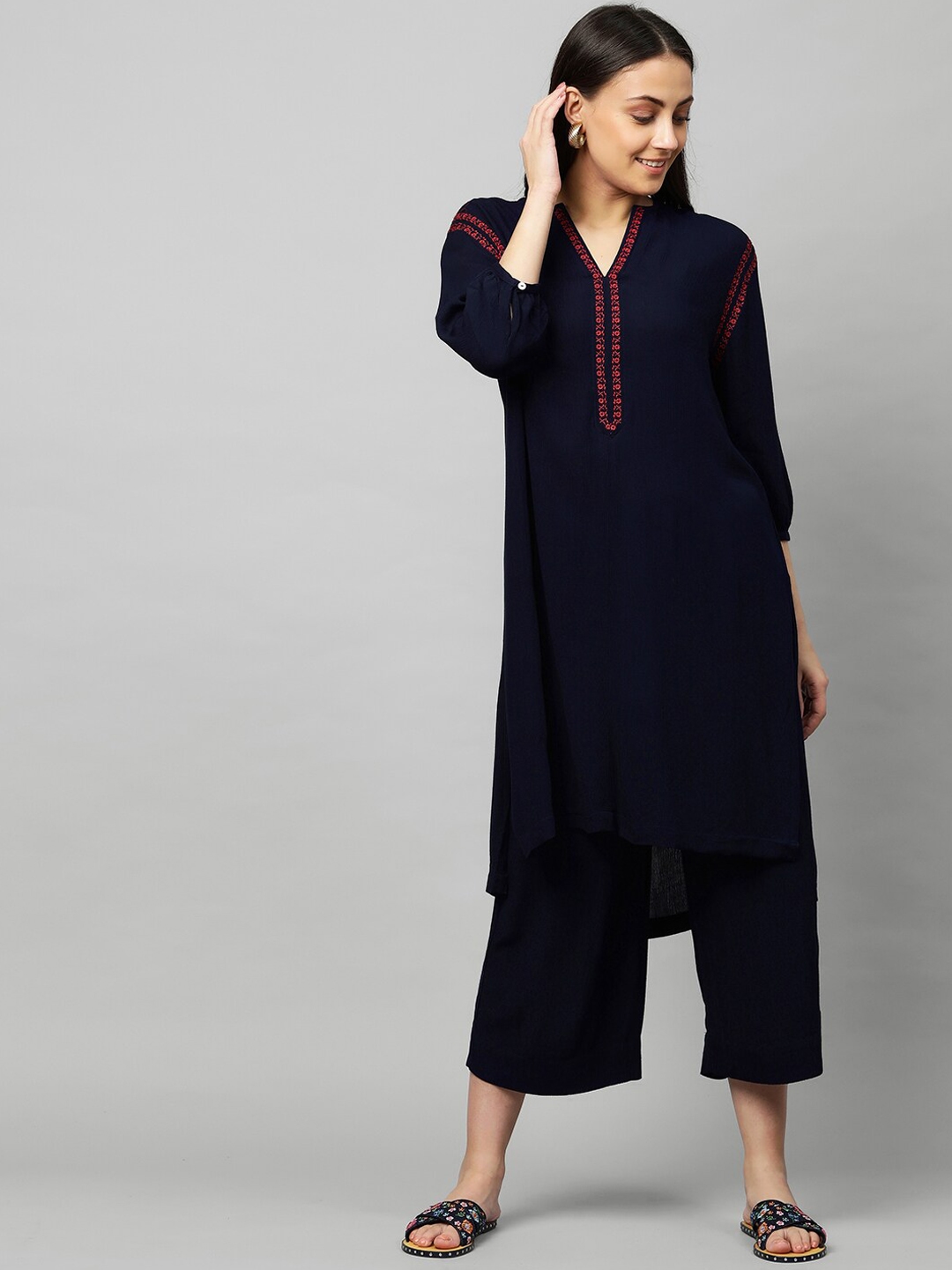 Buy Modern Indian By CHEMISTRY Women Navy Blue Embroidered Kurta With Palazzos -  - Apparel for Women
