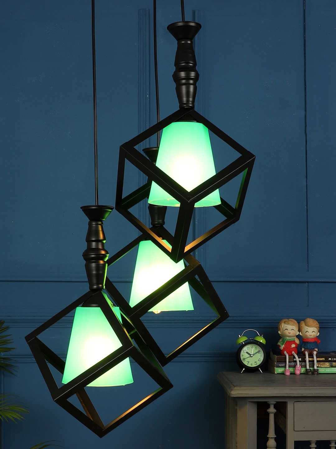MFD HOME FURNISHING Black & Green Iron Contemporary Cluster Light