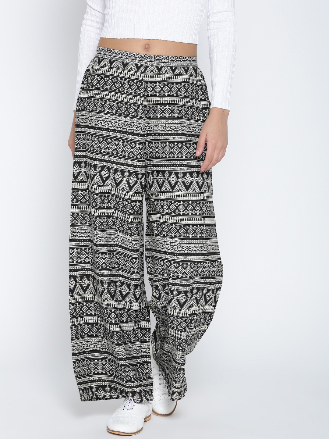 Buy Fusion Beats Women Black  Off White Printed Palazzo Trousers  Palazzos  for Women 1516789  Myntra