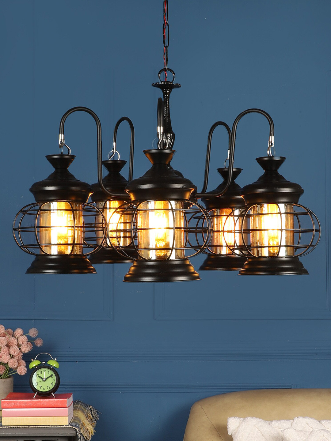 MFD HOME FURNISHING Black & Transparent Traditional Cluster Light