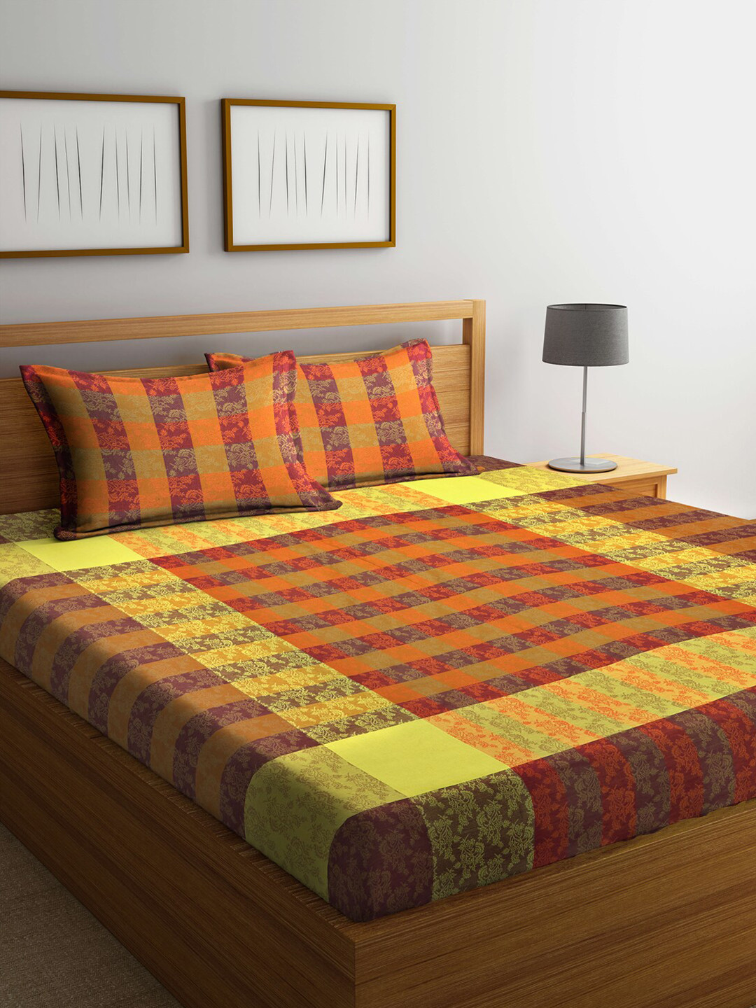 Arrabi Orange Floral Cotton 300 TC King Fine Bedsheet with 2 Pillow Covers-102 x 91 inches