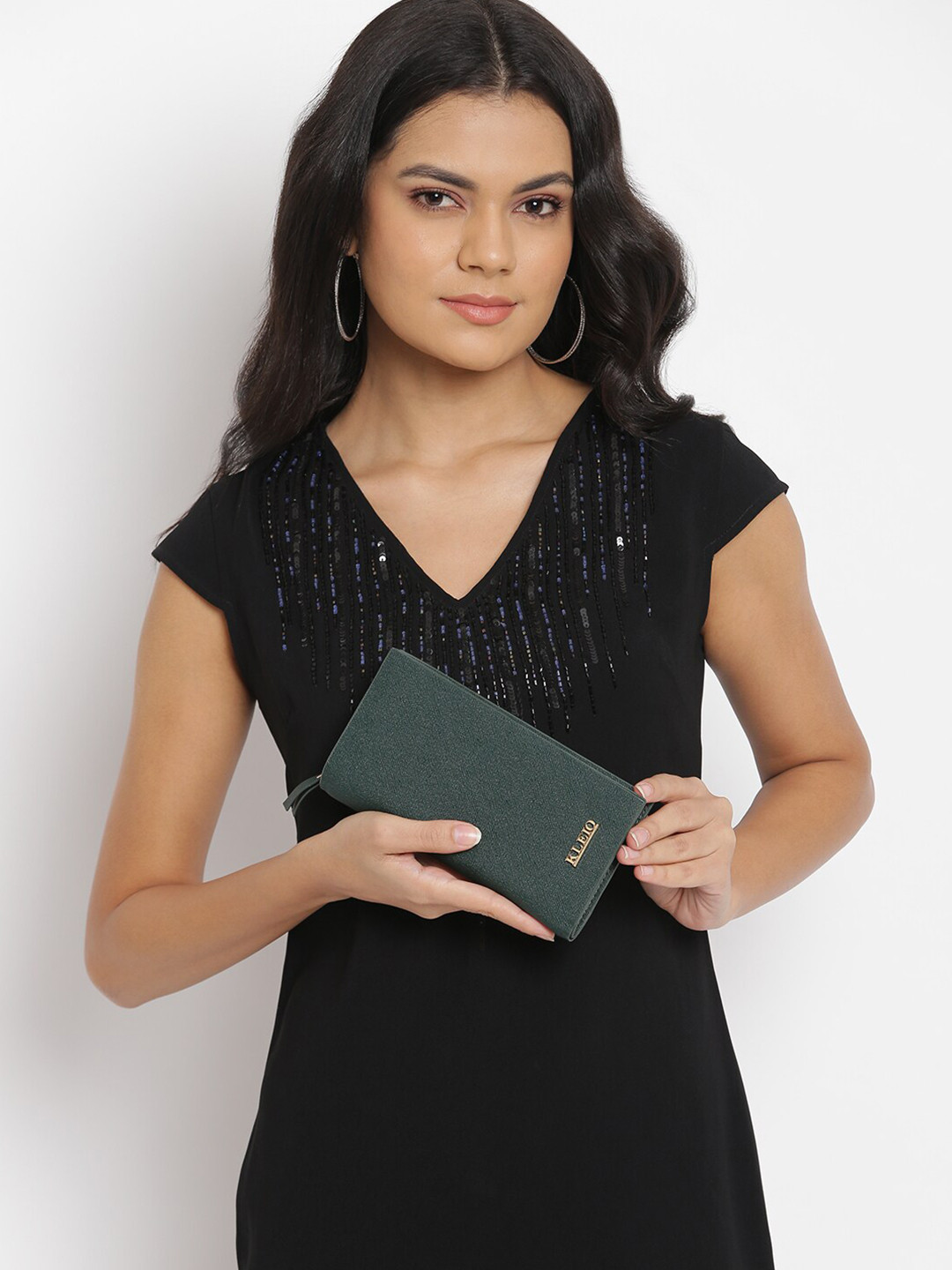 KLEIO Women Vegan Bi-Fold Multi Slot Wallet