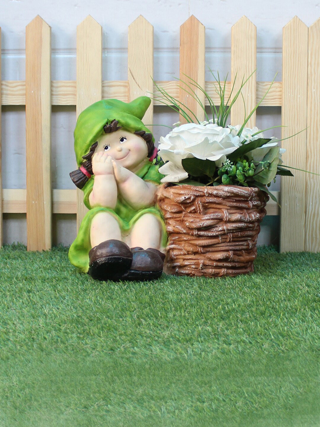 Wonderland Green Green & Brown Resin Planter