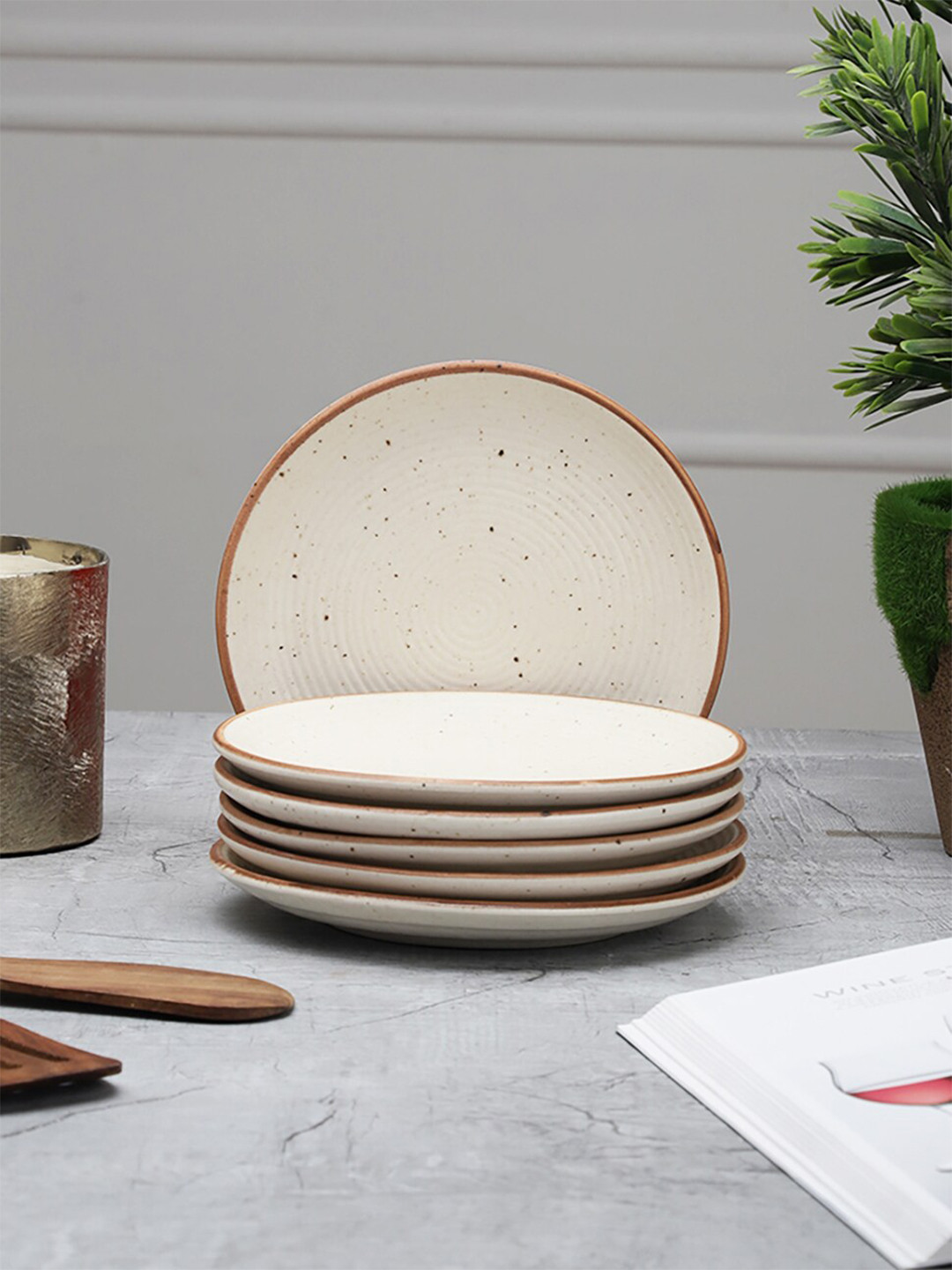 MIAH Decor Cream-Coloured & Brown 6 Pieces Handcrafted Stoneware Matte Plates