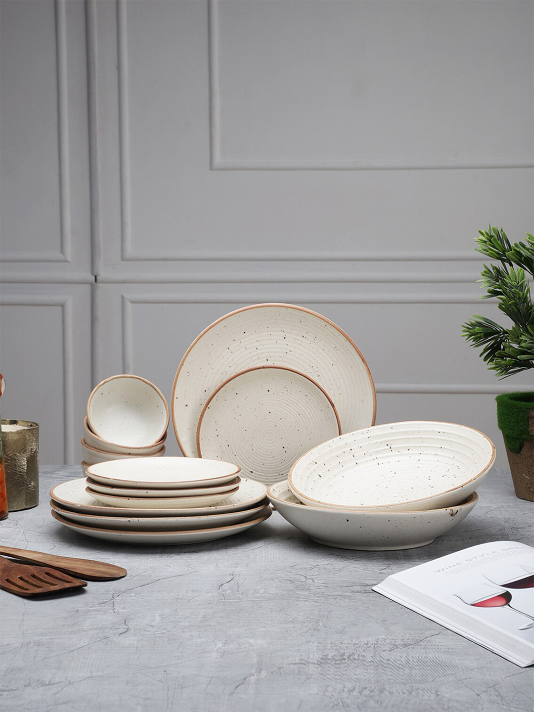 MIAH Decor Hand Crafted Cream Solid Stoneware Microwave Safe 14 Piece Dinner Set