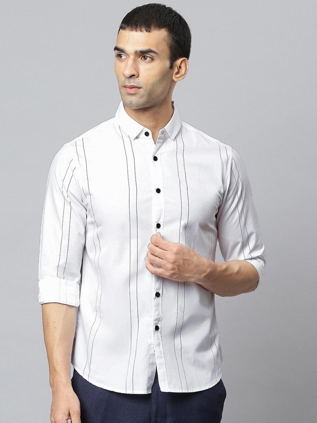 Dennis Lingo Men White & Black Modern Slim Fit Opaque Striped Cotton Casual Shirt