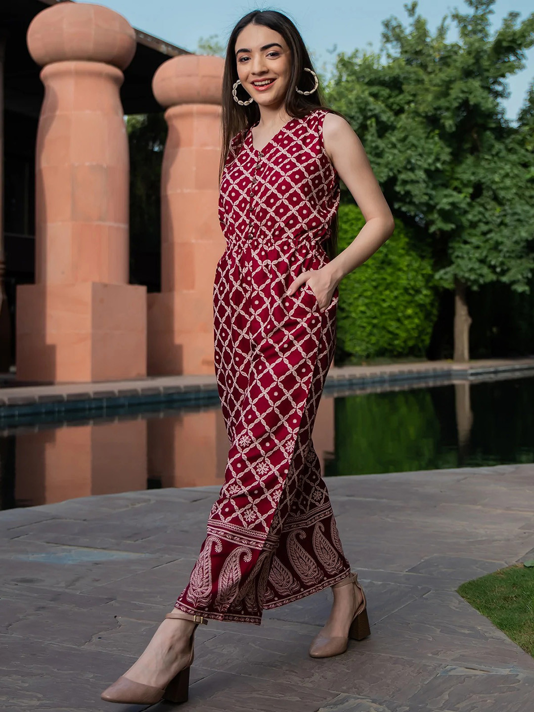 Rustorange Maroon & Off White Printed Basic Comfort Fit Jumpsuit