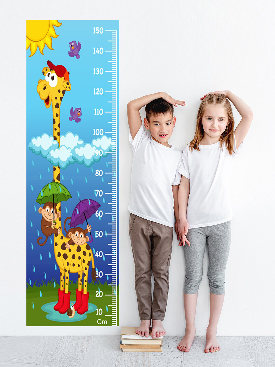 WENS Kids Multicoloured Animals Masti In Rain Height Chart Vinyl Wall Sticker