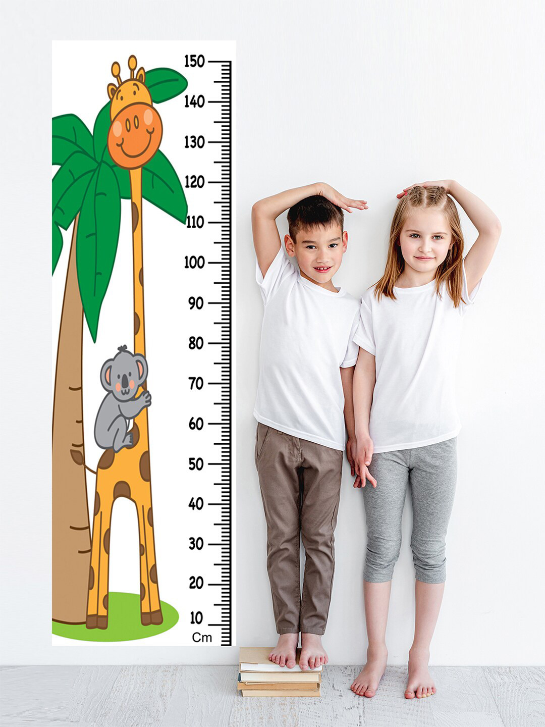 WENS Kids Multicoloured Giraffe And Panda Friendship Height Chart Vinyl Wall Sticker