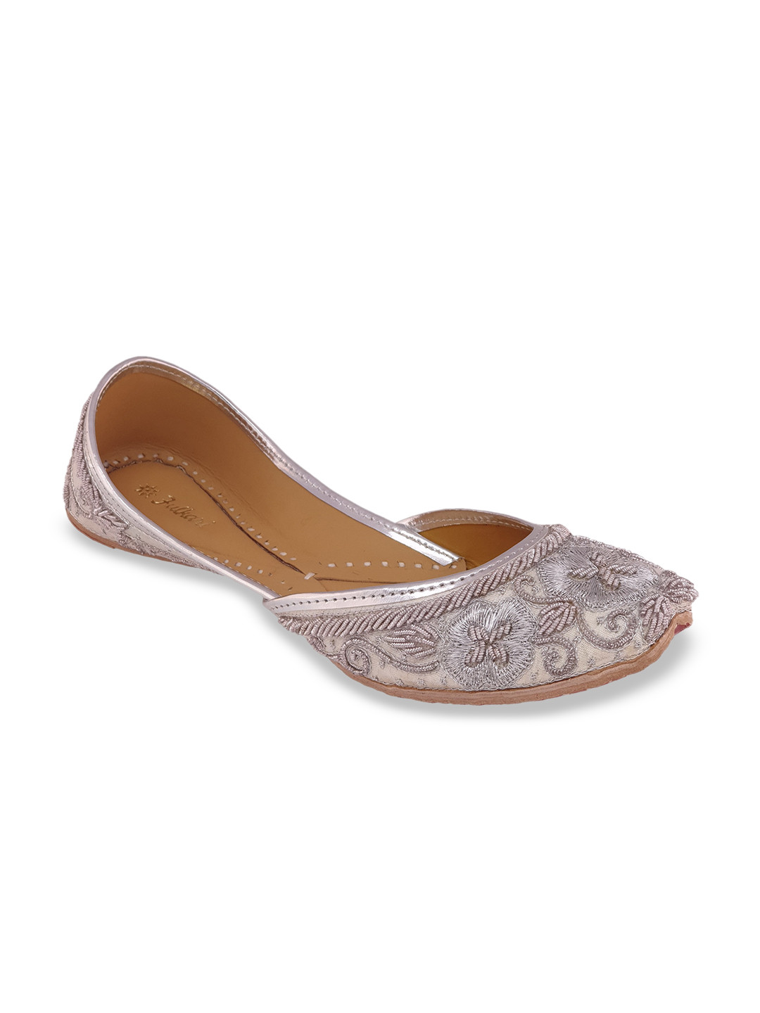Fulkari Women White Embellished Mojaris Flats