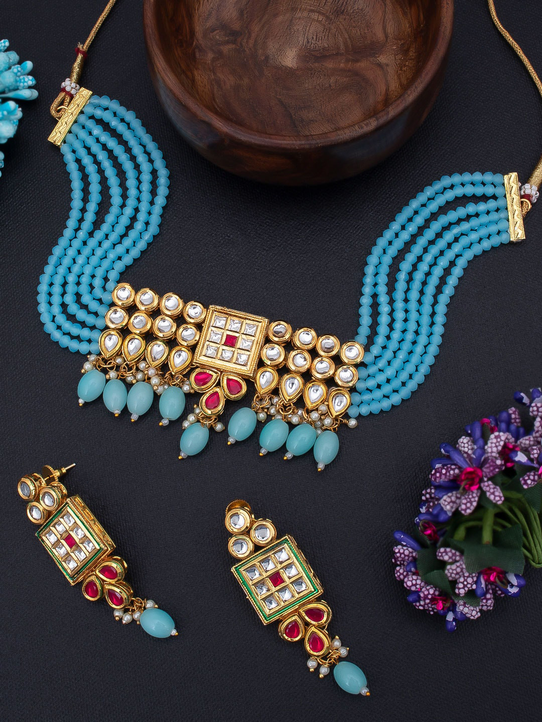 Sukkhi Gold Plated Blue & White Kundan-Studded & Beaded Jewellery Set