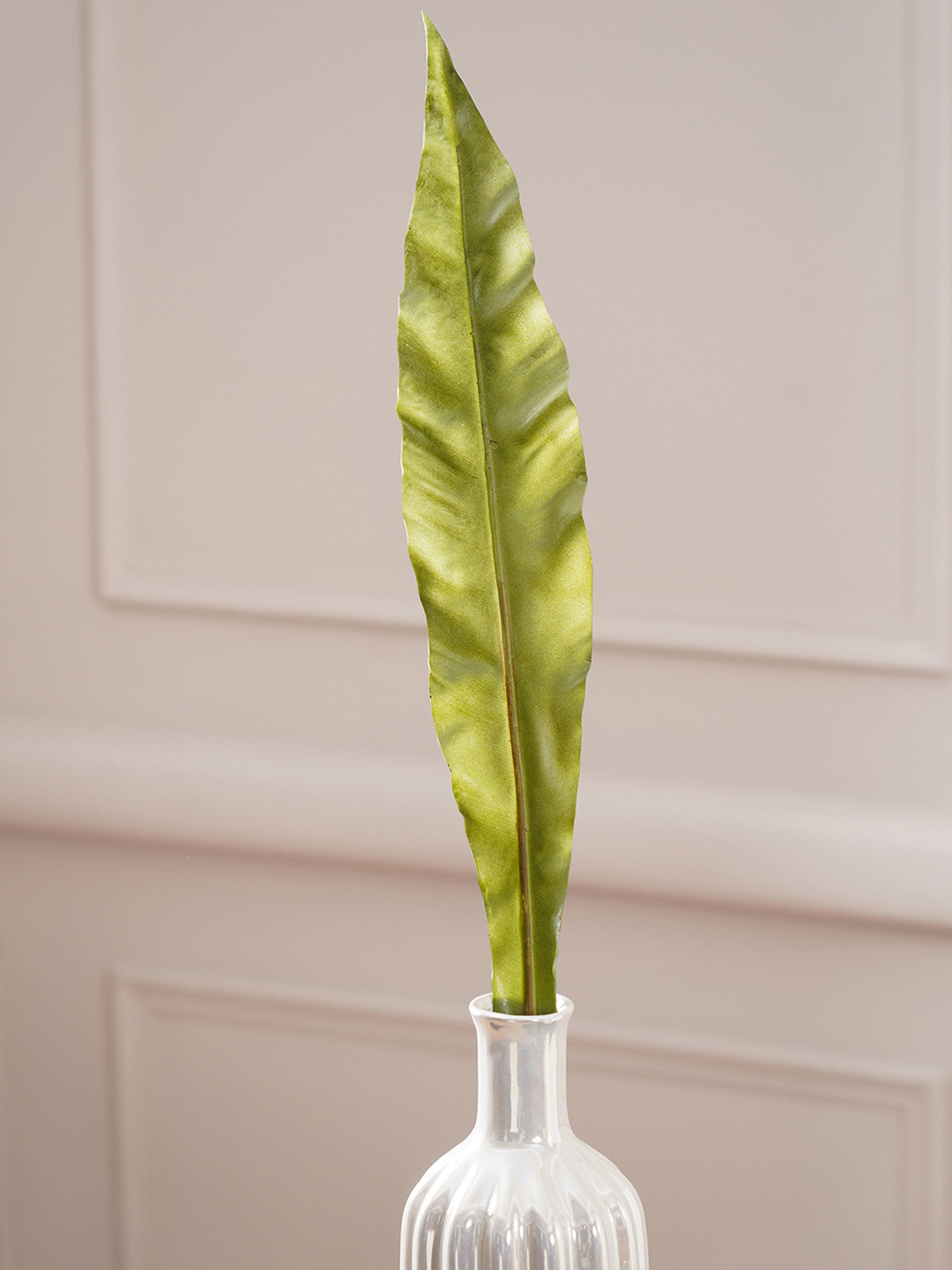 Pure Home and Living Green Artificial Apista Leaf Spray