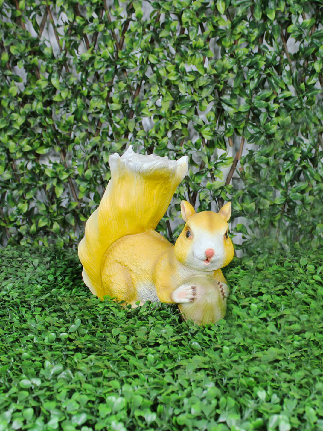 Wonderland Yellow & White Resin Squirrel Garden Accessories