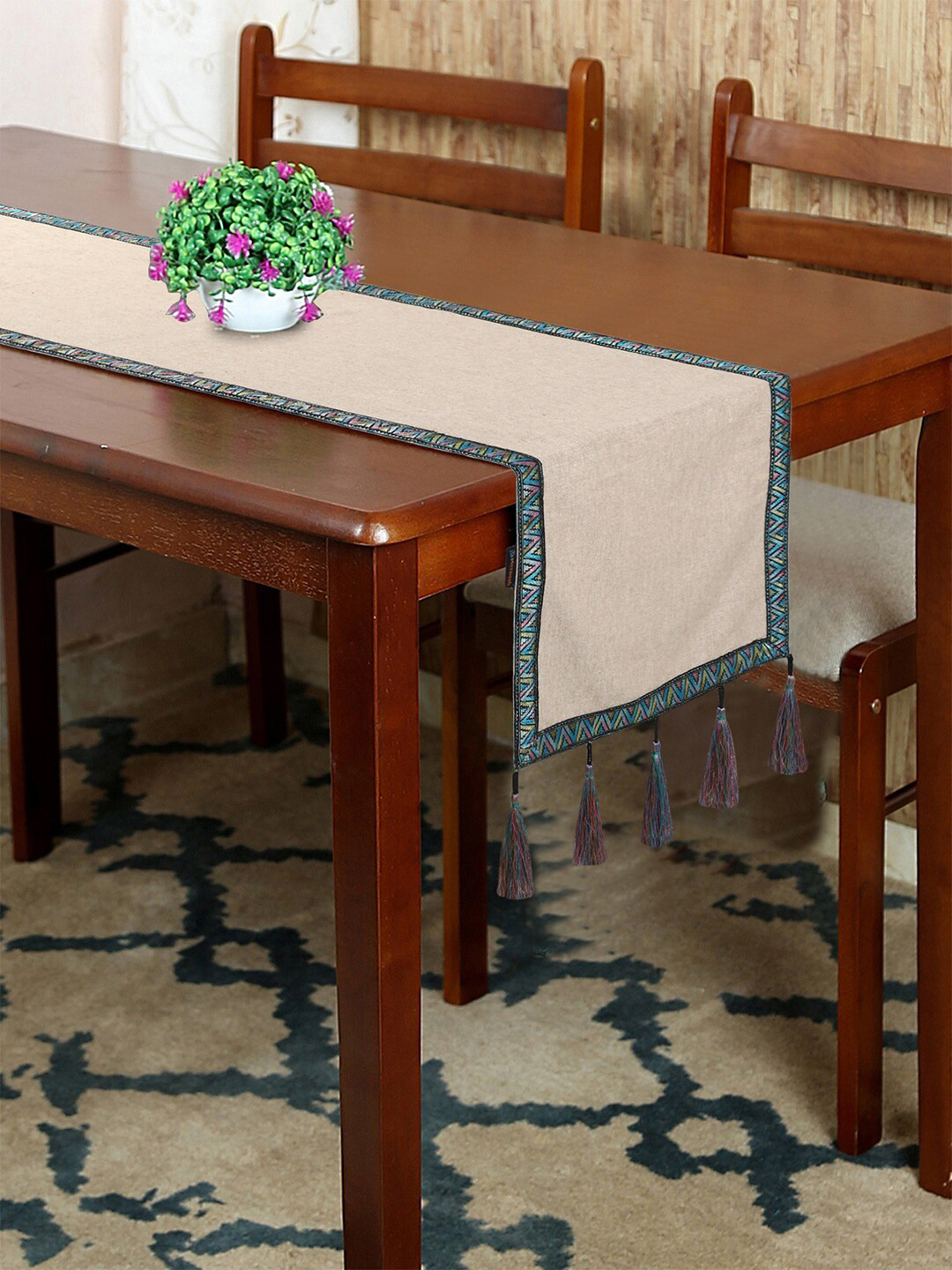 Mezposh Off-White & Blue Solid Pure Cotton Chambray 6-Seater Table Runner