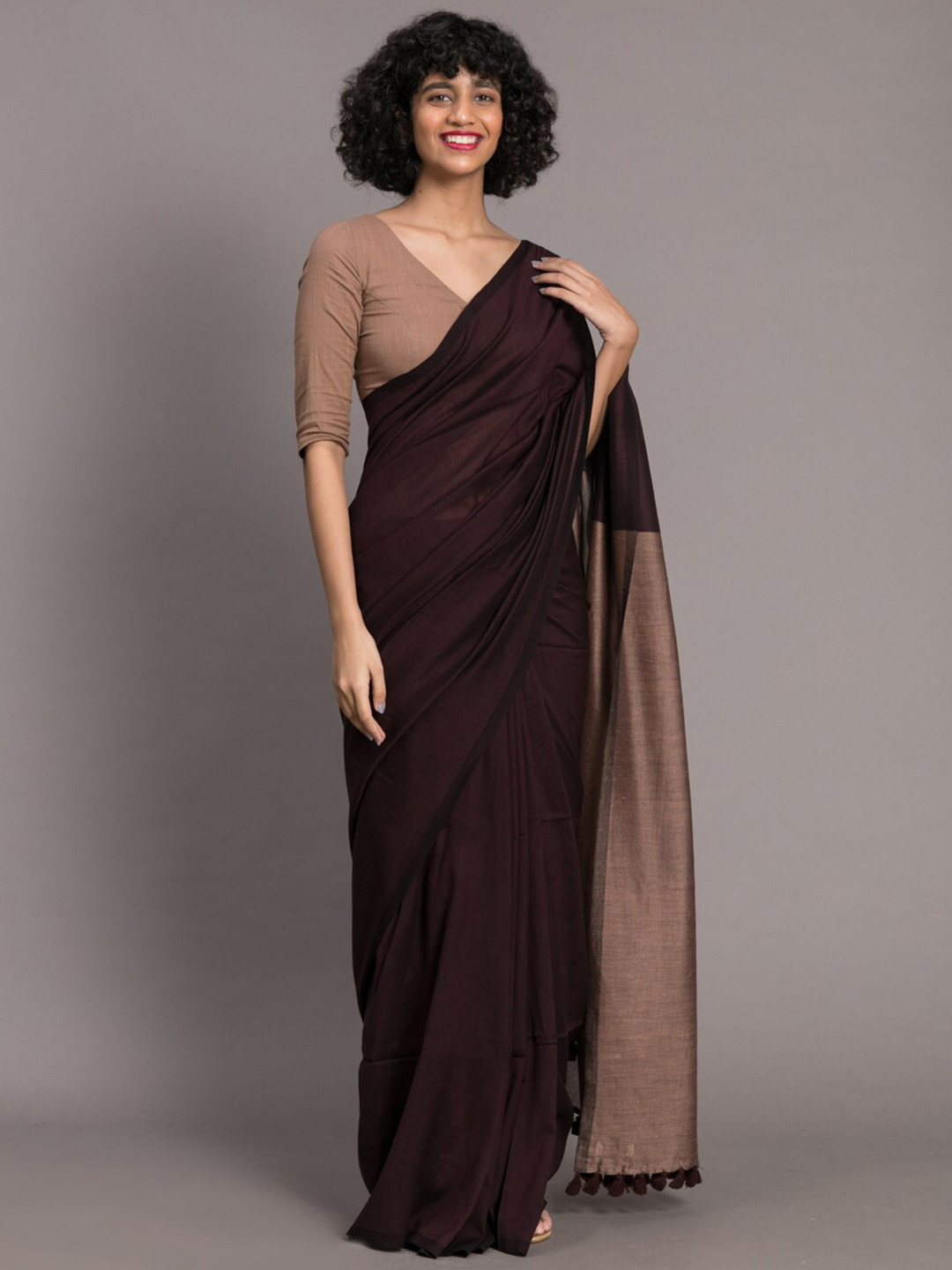Suta Brown Colourblocked Cotton Blend Saree