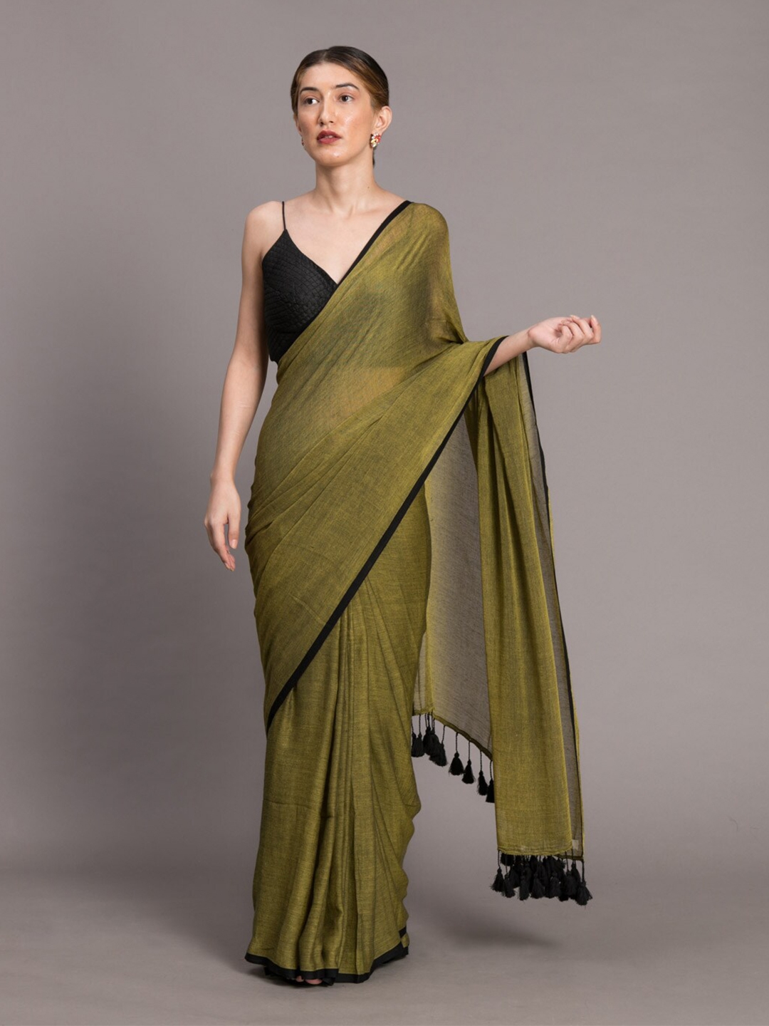 Buy Suta Olive Green & Black Solid Pure Cotton Saree -  - Apparel for Women