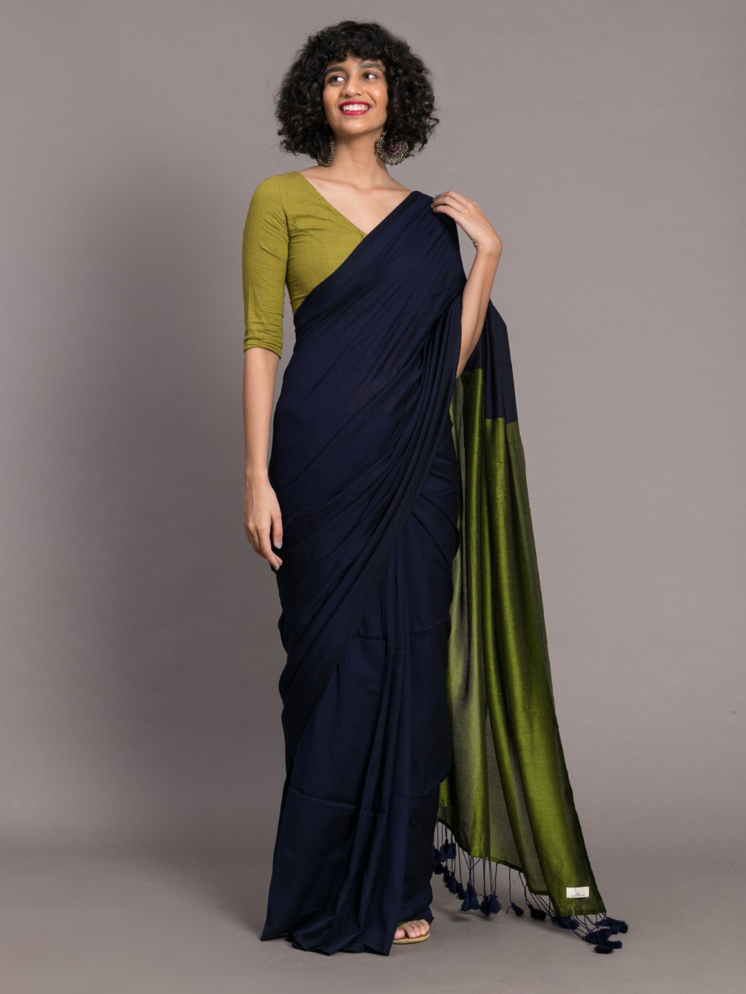 Suta Blue Green Colourblocked Cotton Blend Saree